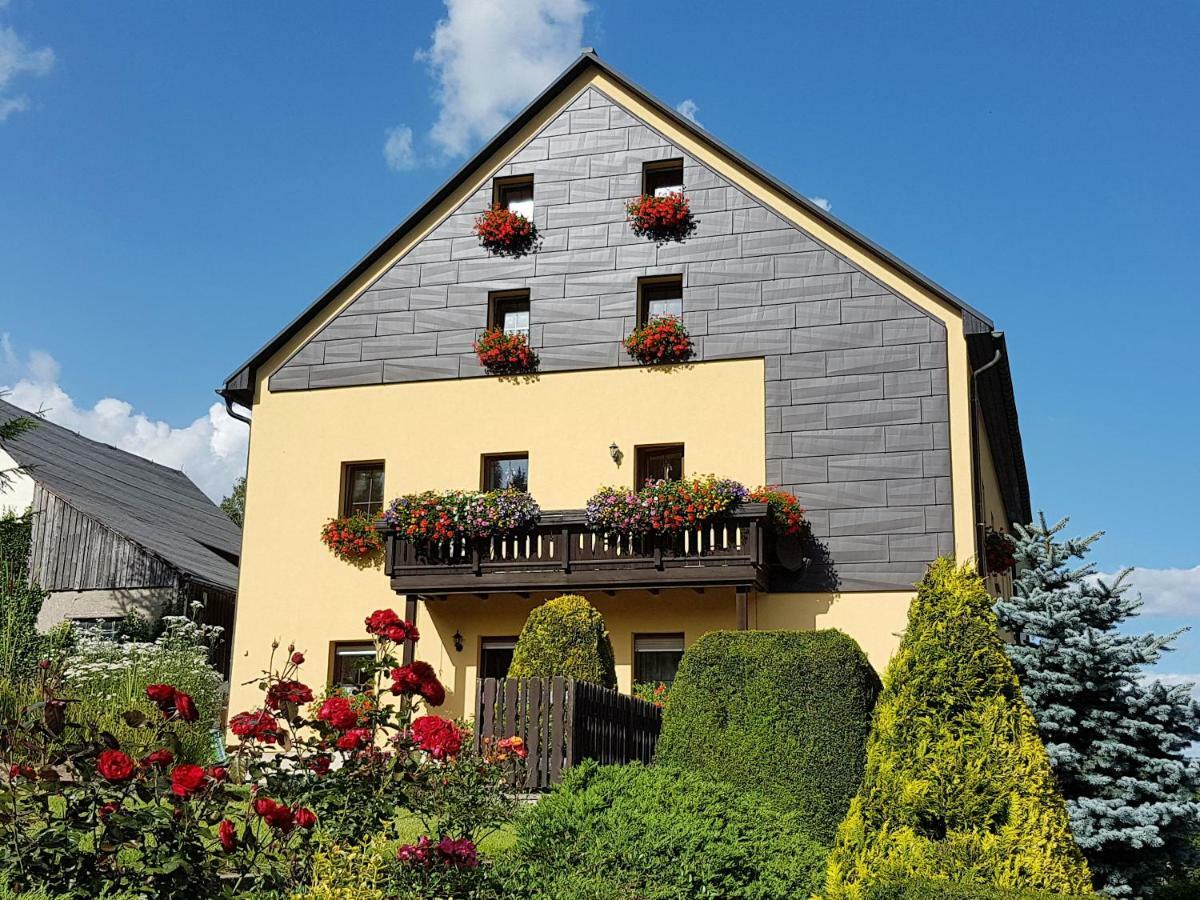 Ferienwohnungen "Am Schloessel" โอเบอร์วีเซินธาล ภายนอก รูปภาพ